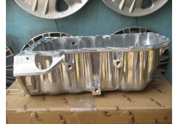 Масляний піддон Renault Espace III, IV, Megane II, Scenic II, Trafic II, Laguna, II 1.9 dti, 1.9 dci, 2.0 16V, 8200221013, 8200728386